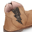 Suede leather Girl ankle boot shoes with elastic GLITTER design and zipper closure.