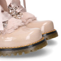 ROCK style patent leather kids boots with GLITTER and fur design and ties closure.