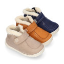 New Kids Bootie OKAA FLEX shoes with Wallabee design and with side zipper closure.