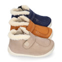 New Kids Bootie OKAA FLEX shoes with Wallabee design and with side zipper closure.