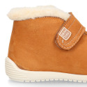 New Kids Bootie OKAA FLEX shoes with Wallabee design and with side zipper closure.