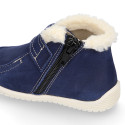 New Kids Bootie OKAA FLEX shoes with Wallabee design and with side zipper closure.