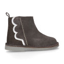 SHINY Suede leather kids ankle boot shoes with laminated waves and zipper closure.