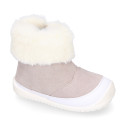 Kids Bootie OKAA FLEX shoes with faux fur neck design and with side zipper closure.