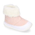 Kids Bootie OKAA FLEX shoes with faux fur neck design and with side zipper closure.