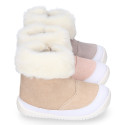 Kids Bootie OKAA FLEX shoes with faux fur neck design and with side zipper closure.