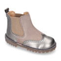 Combined leather kids ankle boots with elastic band and thick outsole.