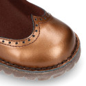 Combined leather kids ankle boots with elastic band and thick outsole.