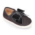 New Autumn-winter canvas FASHION tennis shoes with velcro closure and VELVET BOW design.