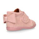 Girl Suede leather little bootie laceless with bow and chopped design.