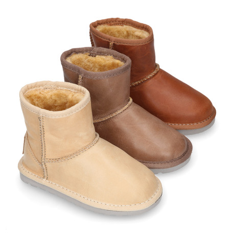 Nappa leather Kids Australian style Boot shoes with fur hair lining.