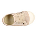 Cotton laces canvas bambas type shoes with ties closure and toe cap.