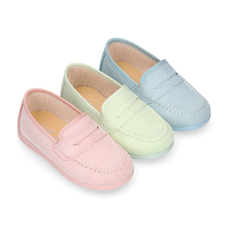 Serratex kids Moccasin shoes with detail mask design in pastel colors.