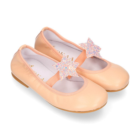 Soft Nappa leather Girl Ballet flat shoes with elastic band with star design.