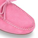 Suede leather Moccasin shoes with bows and driver type Outsole for large sizes.