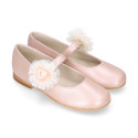 PRE-ORDER. Ceremony Mary Jane shoes in nappa leather in nude color with plumeti flower.