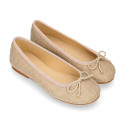 Classic ballet flats in CEREMONY LINEN to dress with adjustable bow.