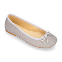 Classic ballet flats in CEREMONY LINEN to dress with adjustable bow.