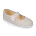 Ceremonies Girl Mary Jane shoes with hook and loop strap and flowers in linen.