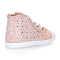 Girl canvas sneaker shoes bootie style with hearts design and toe cap.