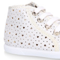 Girl canvas sneaker shoes bootie style with hearts design and toe cap.