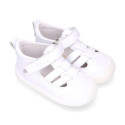 BLANDITOS kids sandal shoes laceless with crossed straps in nappa leather.