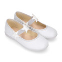 Shiny canvas Ballet flat shoes with elastic band with stars design.