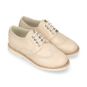 Blucher niño ceremonia con cordones en piel napa beige.