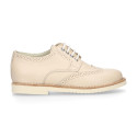 Blucher niño ceremonia con cordones en piel napa beige.