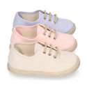 Cotton canvas to dress kids oxford shoes espadrille style with laces closure.