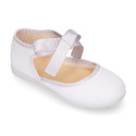 Laminated canvas girl Mary Jane shoes with ribbon closure.