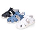 BLANDITOS kids sandal shoes laceless with crossed straps in nappa leather in classic colors.