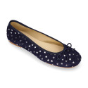 Classic suede leather ballet flat shoes with stars print.