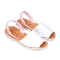 White leather Menorquina sandal shoes with combined rear strap.
