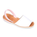 White leather Menorquina sandal shoes with combined rear strap.