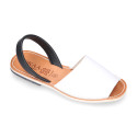 White leather Menorquina sandal shoes with combined rear strap.