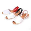 White leather Menorquina sandal shoes with combined rear strap.