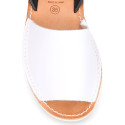 White leather Menorquina sandal shoes with combined rear strap.