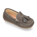 EXTRA SOFT nappa leather Moccasin shoes with tassels for little kids.