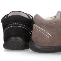 Suede leather casual boat shoes laceless for little kids.