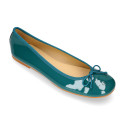 Classic Ballet flats in patent leather with english design.