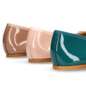 Classic Ballet flats in patent leather with english design.