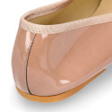 Classic Ballet flats in patent leather with english design.