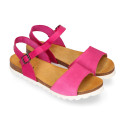 Combined leather sandal shoes with buckle fastening.