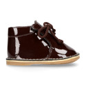 Little bear safari boots with super flexible soles in patent leather.