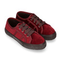 Casual sneaker shoes with ties closure in velvet canvas.