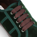 Casual sneaker shoes with ties closure in velvet canvas.