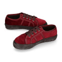 Casual sneaker shoes with ties closure in velvet canvas.