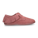 Kids Oxford shoes with fringes design and laces closure in suede leather.