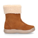 Kids suede leather boots with fur neck design in tan color.